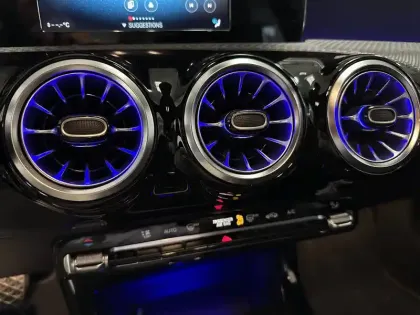 Photo 30 Mercedes Classe A  180 BM6