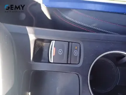 Photo 16 Renault Arkana  TCe 140 EDC FAP