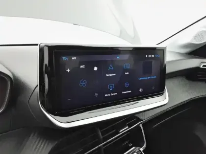 Photo 39 Peugeot 208  PureTech 75 S&S BVM5