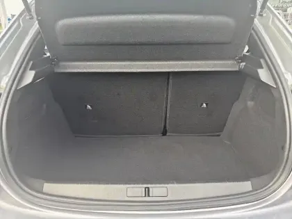 Photo 25 Peugeot 208  PureTech 75 S&S BVM5