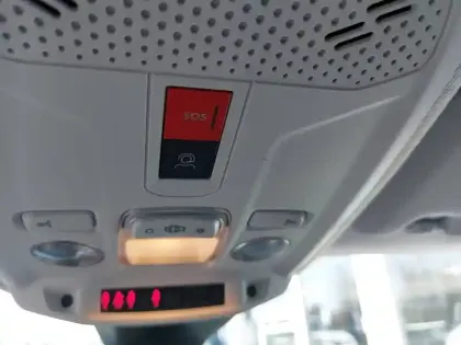 Photo 18 Peugeot 208  PureTech 75 S&S BVM5