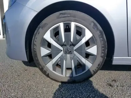 Photo 12 Peugeot 208  PureTech 75 S&S BVM5