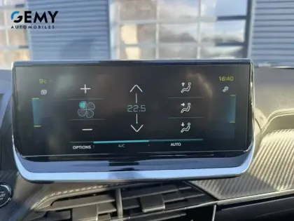 Photo 15 Peugeot 2008  Electrique 136 ch