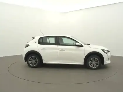 Photo 3 Peugeot 208  Electrique 50 kWh 136ch