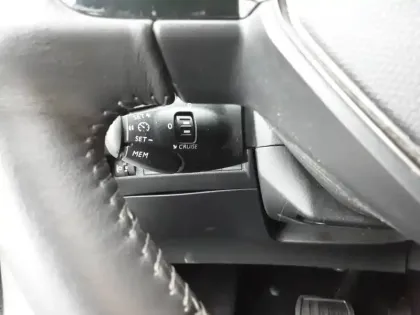 Photo 18 Peugeot 208  Electrique 50 kWh 136ch