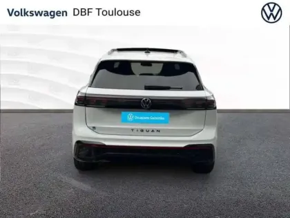 Photo 13 Volkswagen Tiguan NOUVEAU 1.5 EHYBRID 204CH DSG6 R