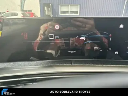 Photo 9 Peugeot 3008  1.2 Hybrid 145ch Allure e-DCS6