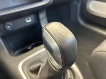 Photo 10 Citroën C3  1.2 PureTech 83ch S&S Feel Pack