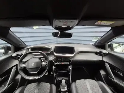 Photo 7 Peugeot 208  e- 136ch GT