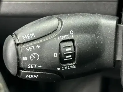 Photo 8 Peugeot 3008  1.2 PureTech 130ch Allure S&S