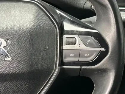 Photo 12 Peugeot 3008  1.2 PureTech 130ch Allure S&S