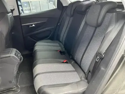 Photo 7 Peugeot 3008  1.2 PureTech 130ch Allure S&S