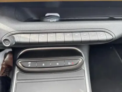 Photo 10 Jeep Avenger  Electrique 156ch 115kW 1st Edition