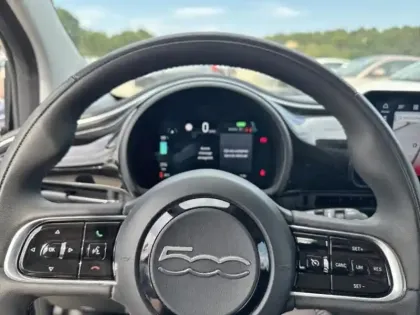 Photo 8 Fiat 500  3+1 e 118ch Icône