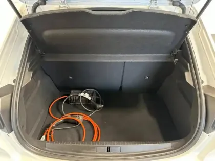 Photo 5 Peugeot 208  e- 136ch Style