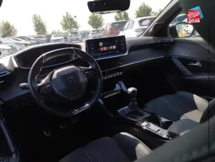 Photo 29 Peugeot 208 Gén. II Ph1 NG GT 5