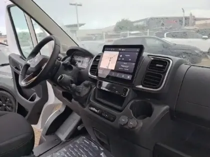 Photo 12 Citroën Jumper  Fg L2H1 3.0 120ch S&S Pack Premium Connect