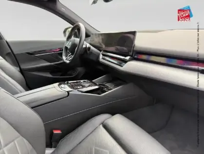 Photo 19 BMW Serie 5 Série 5 i5 M60 601ch xDrive