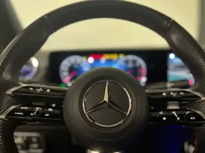 Photo 7 Mercedes GLA 200 d AMG Line