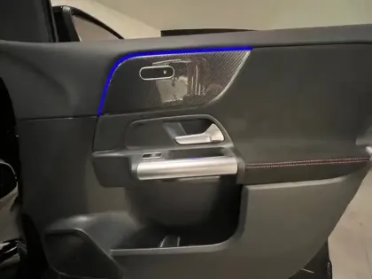 Photo 25 Mercedes GLA 200 d AMG Line