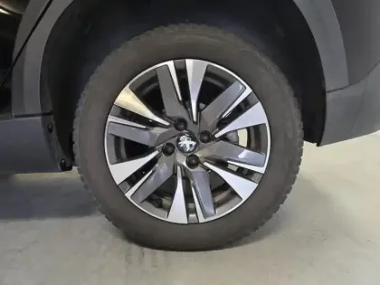 Photo 10 Peugeot 2008  1.2 PureTech 110ch Allure S&S EAT6