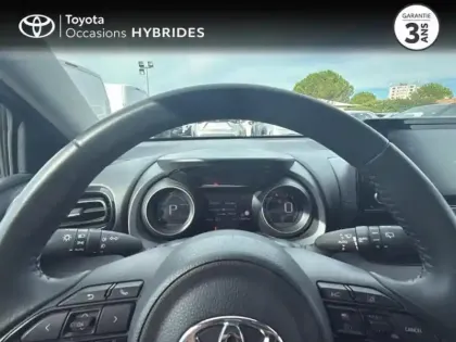 Photo 12 Toyota Yaris  116h Design 5p MY22