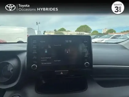 Photo 14 Toyota Yaris  116h Design 5p MY22