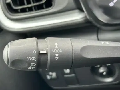 Photo 14 Citroën C3  82ch Feel