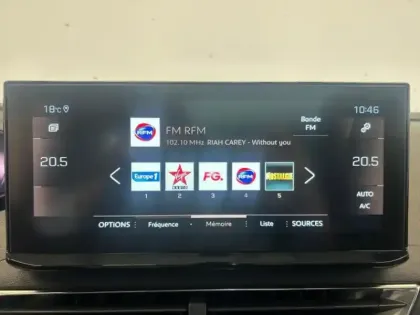 Photo 12 Peugeot 3008  HYBRID 225ch GT e-EAT8