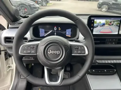 Photo 9 Jeep Avenger  1.2 Turbo T3 145ch MHEV The North Face BVR6 4xe