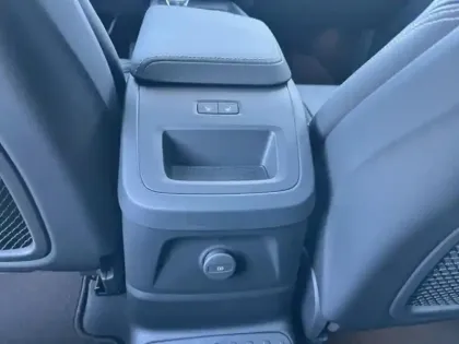 Photo 11 Volvo Xc60  T6 Hybride Rechargeable 253 + 145ch Utra Style Chrome Geartronic 8 AWD