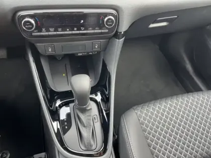 Photo 16 Toyota Yaris Gén. IV Ph1 NG Collection 5