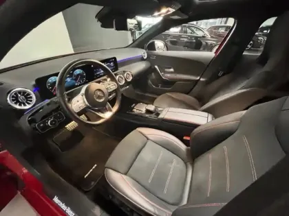 Photo 5 Mercedes Classe A 200 d AMG Line