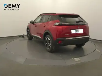 Photo 1 Peugeot 2008  PureTech 130 S&S EAT8