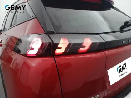 Photo 33 Peugeot 2008  PureTech 130 S&S EAT8