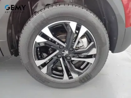 Photo 4 Peugeot 2008  PureTech 130 S&S EAT8