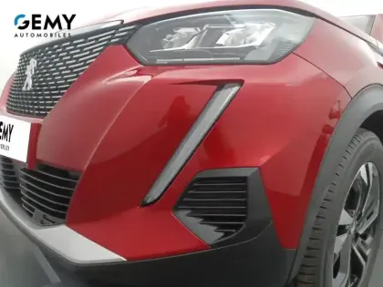 Photo 12 Peugeot 2008  PureTech 130 S&S EAT8