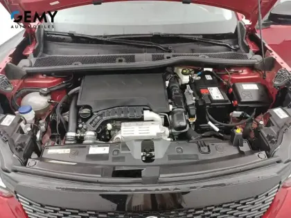 Photo 29 Peugeot 2008  PureTech 130 S&S EAT8