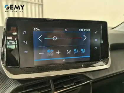 Photo 13 Peugeot 208  PureTech 75 S&S BVM5