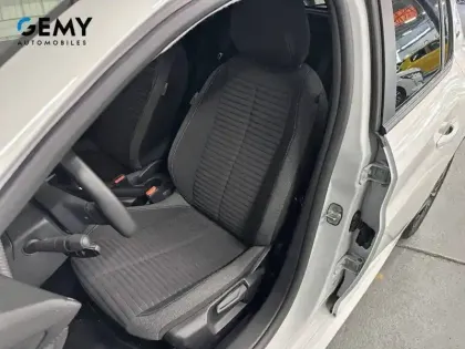 Photo 12 Peugeot 208  PureTech 75 S&S BVM5