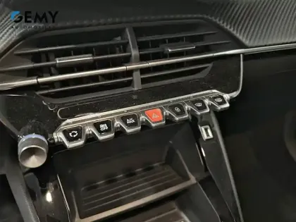 Photo 15 Peugeot 208  PureTech 75 S&S BVM5