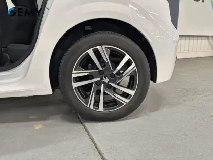 Photo 10 Peugeot 208  PureTech 75 S&S BVM5