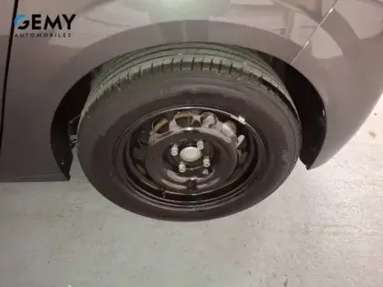 Photo 10 Peugeot 208  BlueHDi 100 S&S BVM6