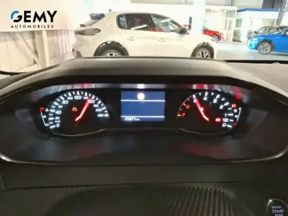 Photo 13 Peugeot 208  BlueHDi 100 S&S BVM6