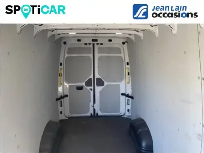 Photo 64 Volkswagen Crafter  VAN 35 L4H3 2.0 TDI 140 CH BVA