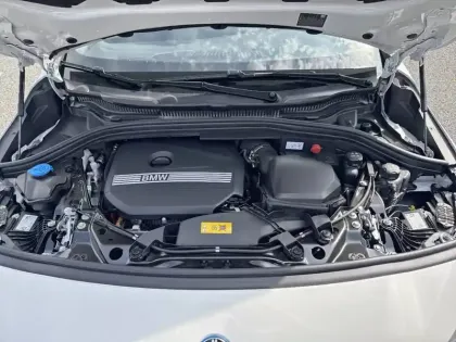 Photo 75 BMW Serie 2 Active Tourer 225e xDrive 245 ch DKG7