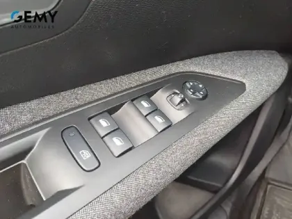 Photo 13 Peugeot 3008  Puretech 130ch S&S BVM6