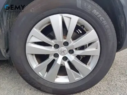 Photo 10 Peugeot 3008  Puretech 130ch S&S BVM6