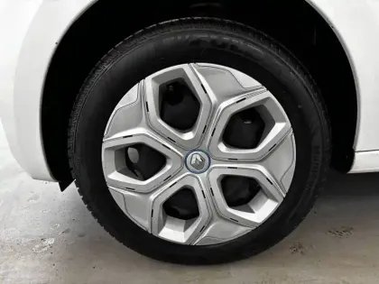 Photo 18 Renault Twingo  III Achat Intégral - 21