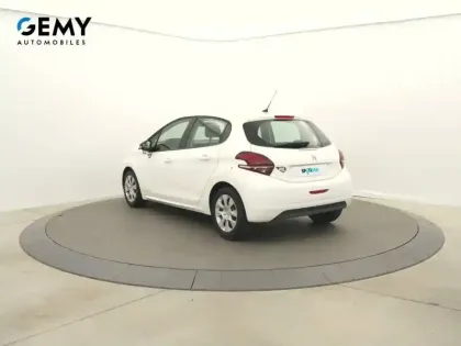 Photo 6 Peugeot 208  PureTech 68ch BVM5